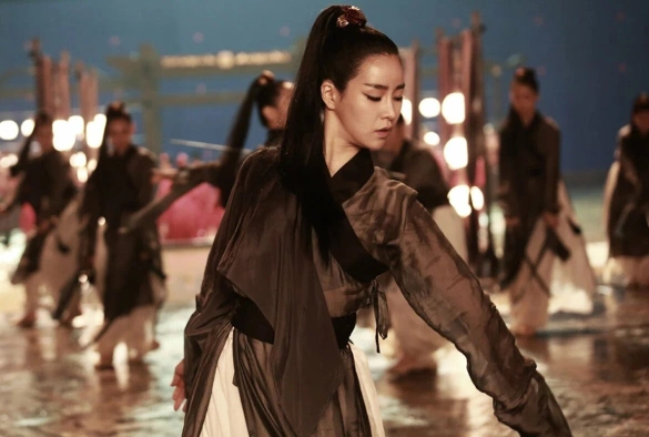 Кадр из дорамы Вероломный слуга