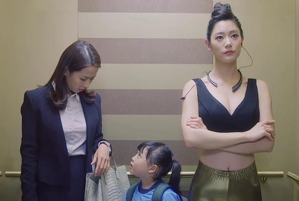 Кадр из дорамы Магазин любви: Эксклюзив для дам