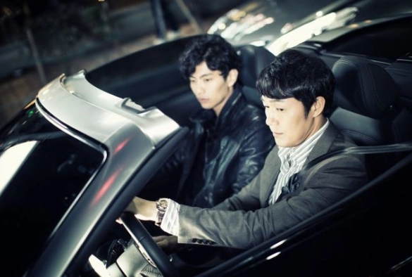 Кадр из дорамы За императора