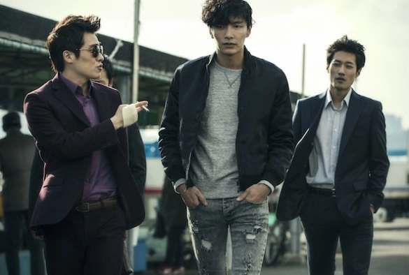 Кадр из дорамы За императора