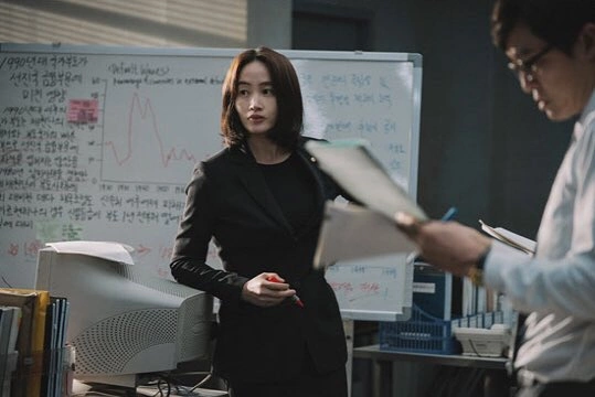 Кадр из дорамы Дефолт