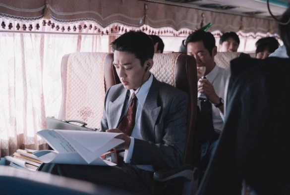 Кадр из дорамы Дефолт