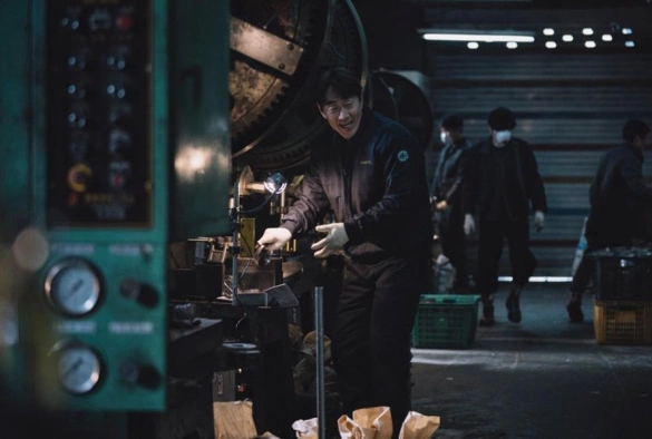 Кадр из дорамы Дефолт