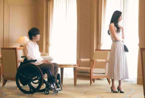 Кадр из дорамы Идеальный мир