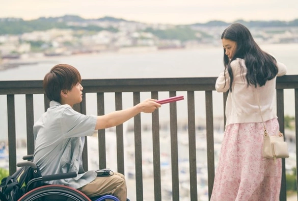 Кадр из дорамы Идеальный мир