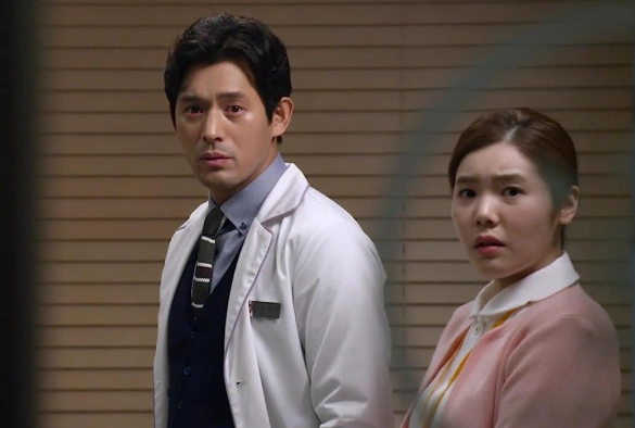 Кадр из дорамы Клиника любви