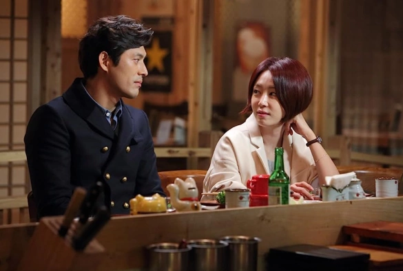 Кадр из дорамы Клиника любви