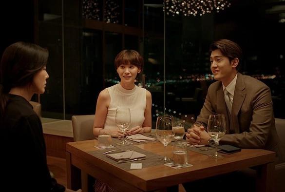 Кадр из дорамы Учительница