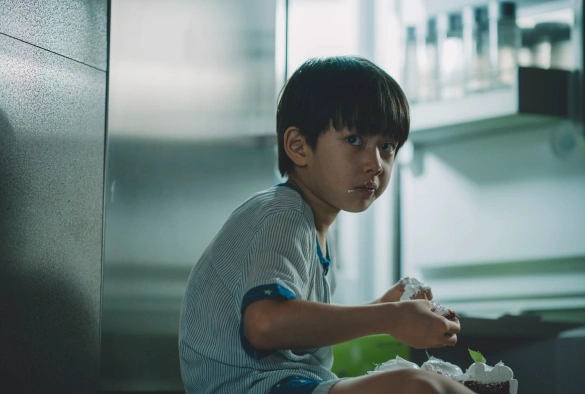 Кадр из дорамы Паразиты