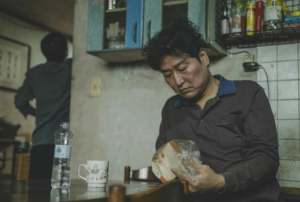 Кадр из дорамы Паразиты