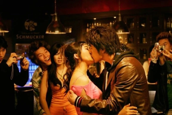 Кадр из дорамы Искушение волков