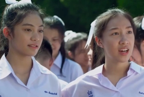 Кадр из дорамы Дью