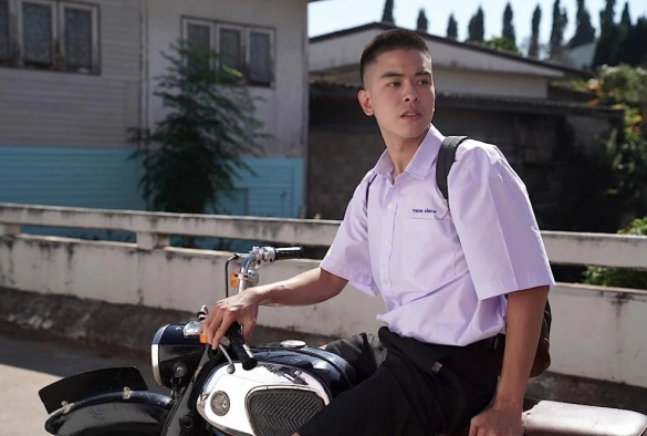 Кадр из дорамы Дью