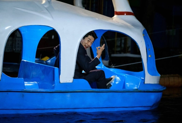 Кадр из дорамы Стоит ли нам сделать это дважды