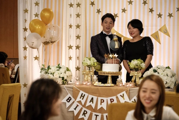 Кадр из дорамы Стоит ли нам сделать это дважды