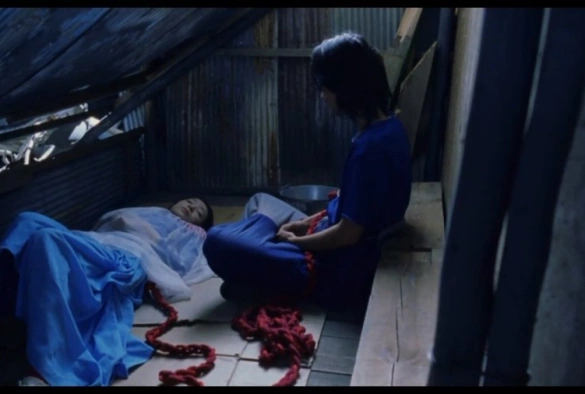 Кадр из дорамы Куклы