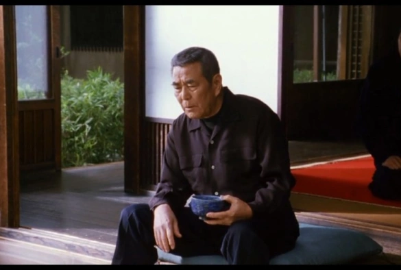 Кадр из дорамы Куклы