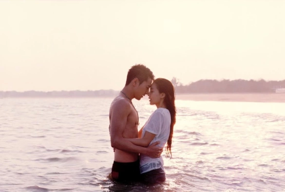 Кадр из дорамы Впервые