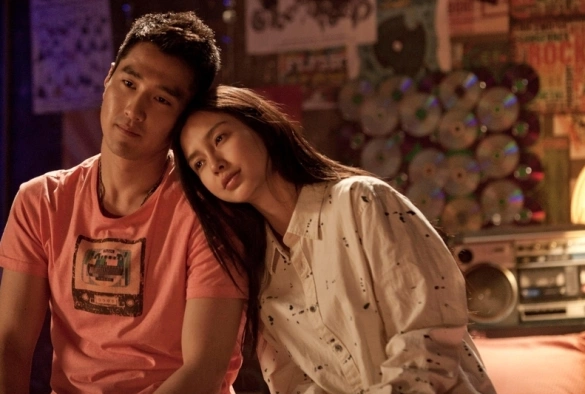 Кадр из дорамы Впервые