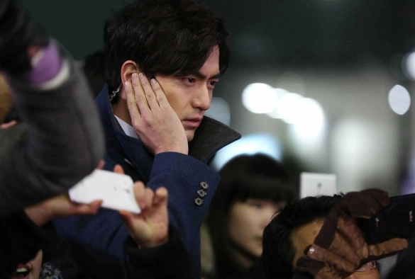 Кадр из дорамы Потерянное время