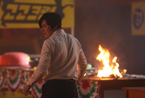 Кадр из дорамы Потерянное время