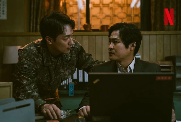 Кадр из дорамы Охотник за дезертирами 2 сезон