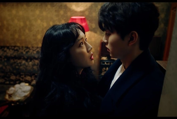 Кадр из дорамы Прекрасный вампир