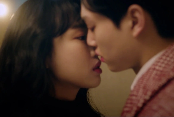 Кадр из дорамы Прекрасный вампир