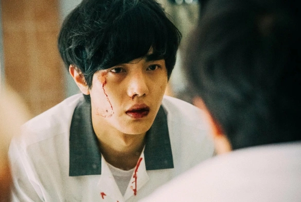 Кадр из дорамы Затмение