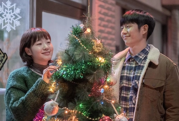 Кадр из дорамы Музыкальный альбом