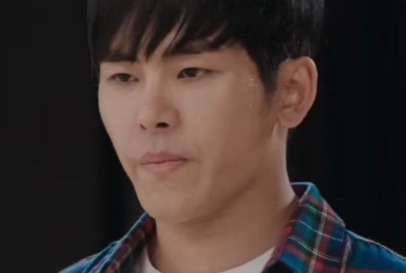 Кадр из дорамы Хия