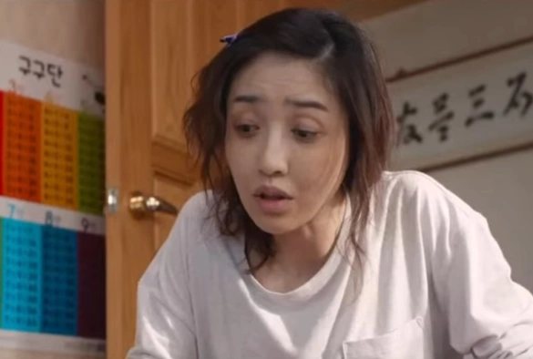 Кадр из дорамы Хия