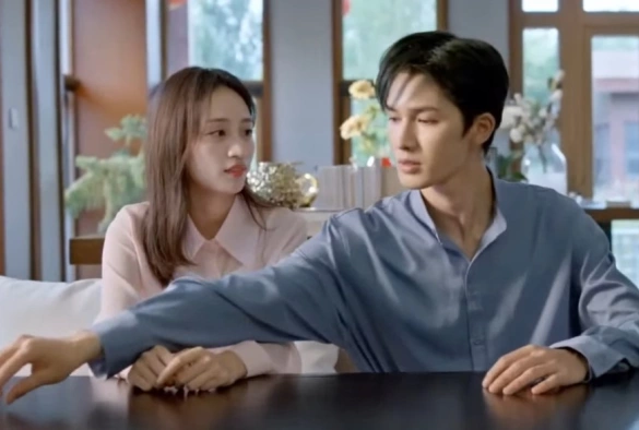 Кадр из дорамы Шипперить её