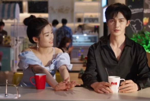 Кадр из дорамы Шипперить её