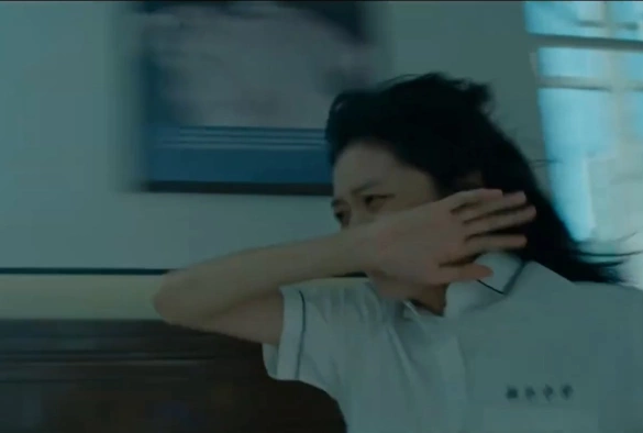 Кадр из дорамы Все эти годы