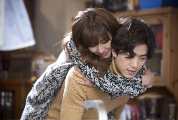 Кадр из дорамы Хочу романтики 1 сезон