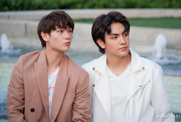 Кадр из дорамы Две луны 2 сезон