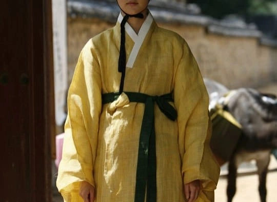 Кадр из дорамы Скандал в Сонгюнгване