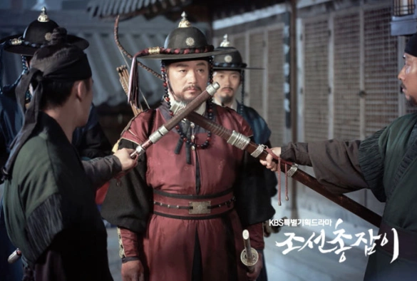 Кадр из дорамы Чосонский стрелок