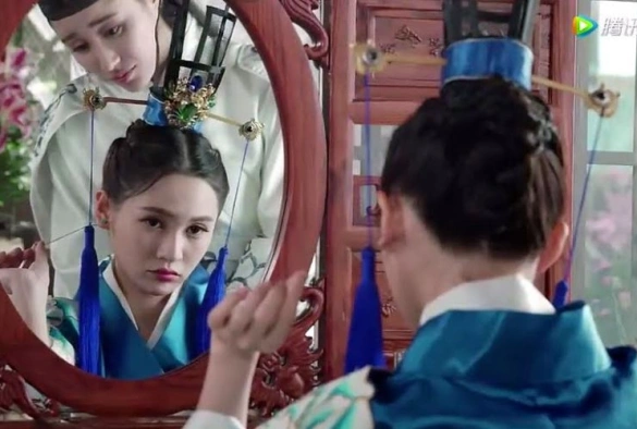 Кадр из дорамы Безумная королева