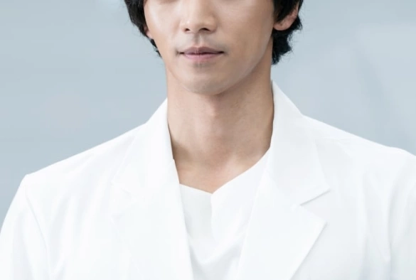 Кадр из дорамы Доктор Ё Хан