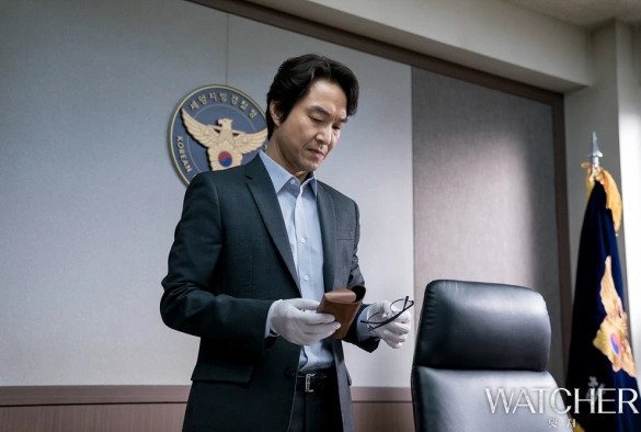 Кадр из дорамы Наблюдатель