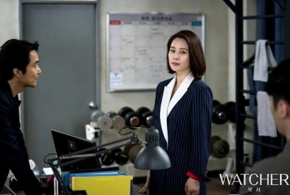 Кадр из дорамы Наблюдатель