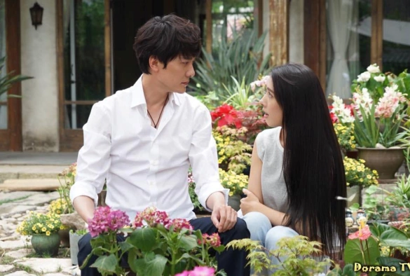 Кадр из дорамы Звёздная ночь, звёздное море