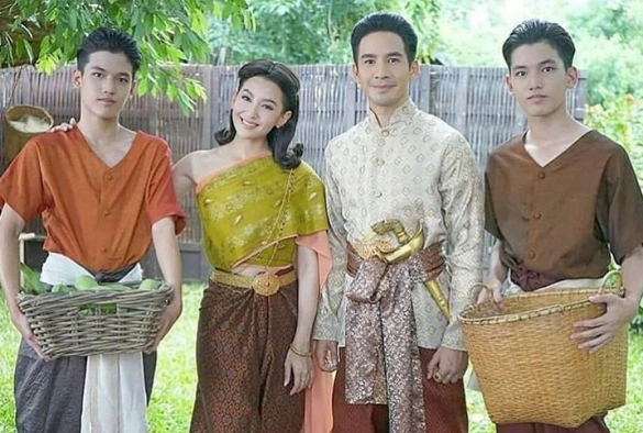 Кадр из дорамы Судьба любовью нас связала