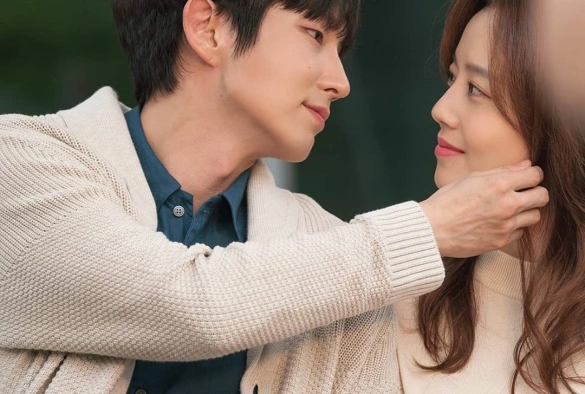 Кадр из дорамы Цветок зла