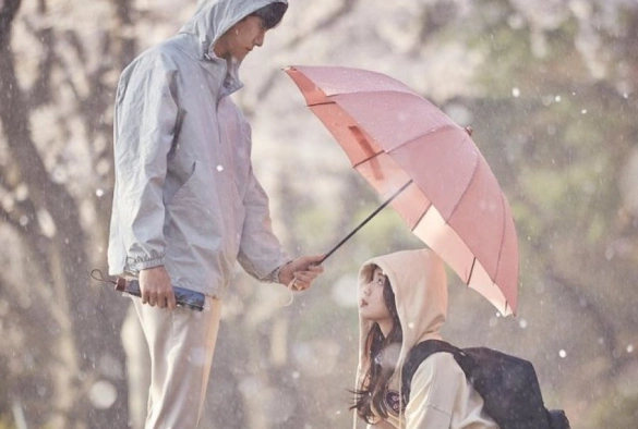 Кадр из дорамы Снова 18