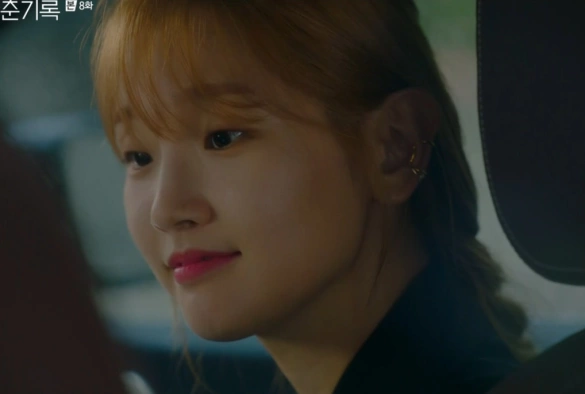 Кадр из дорамы Записки юности