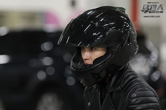 Кадр из дорамы Два копа