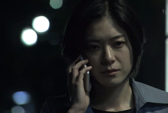 Кадр из дорамы Элис